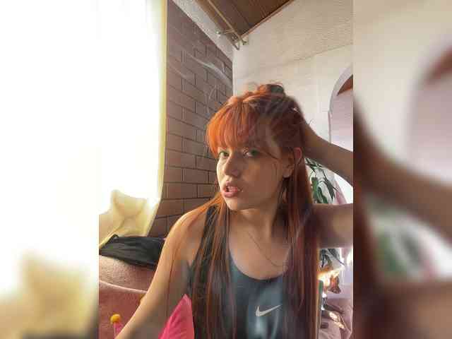 Pamela-Velvet webcam