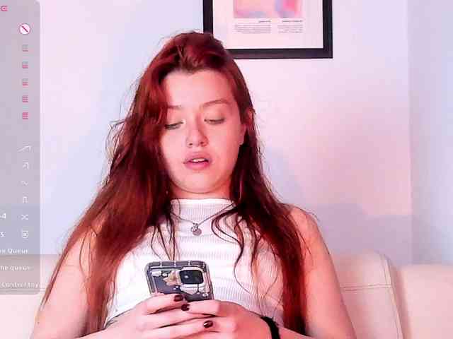 Pamela-Velvet webcam