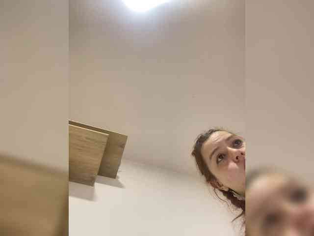Pamela-Velvet webcam