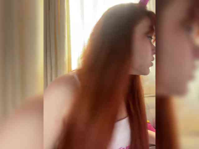 Pamela-Velvet webcam