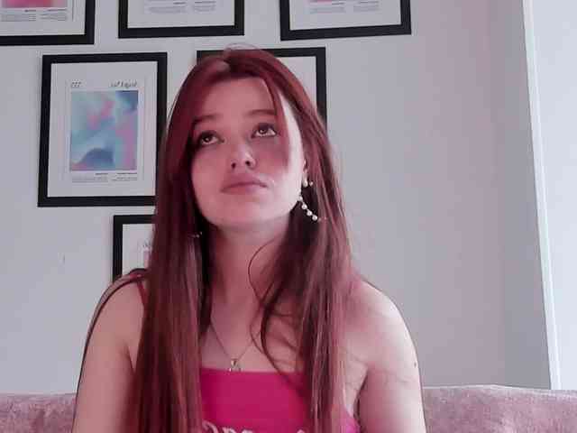 Pamela-Velvet webcam