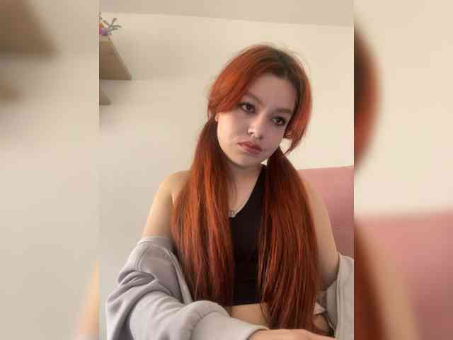 Pamela-Velvet webcam