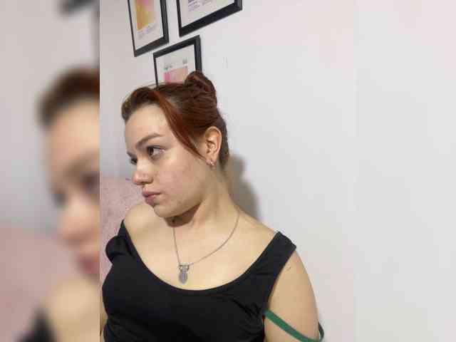 Pamela-Velvet webcam