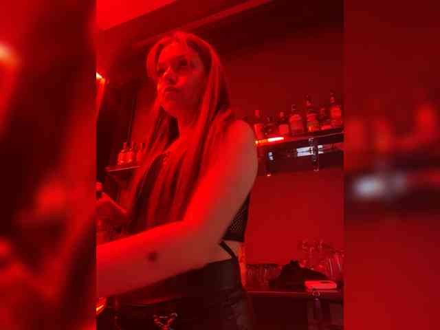 Pamela-Velvet