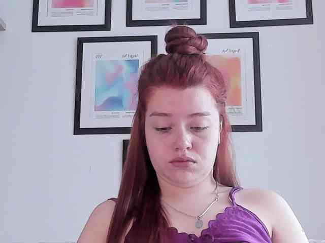 Pamela-Velvet webcam