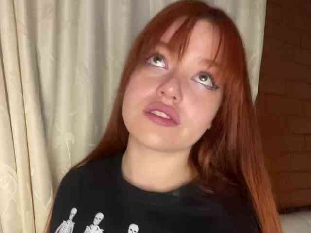 Pamela-Velvet webcam