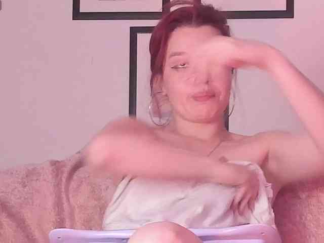 Pamela-Velvet webcam