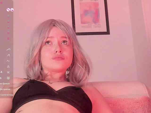 Pamela-Velvet webcam