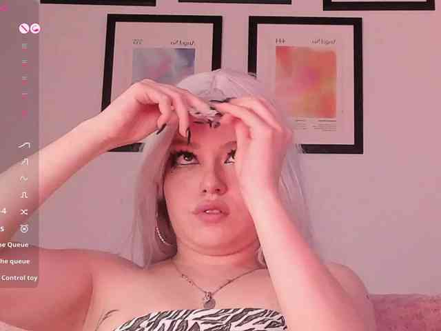 Pamela-Velvet webcam