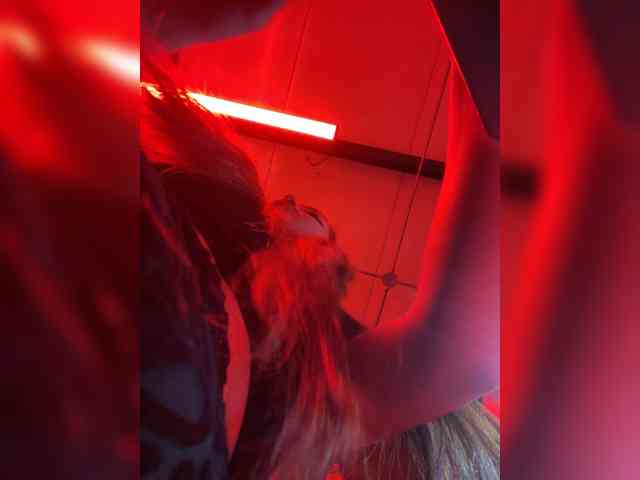 Pamela-Velvet webcam