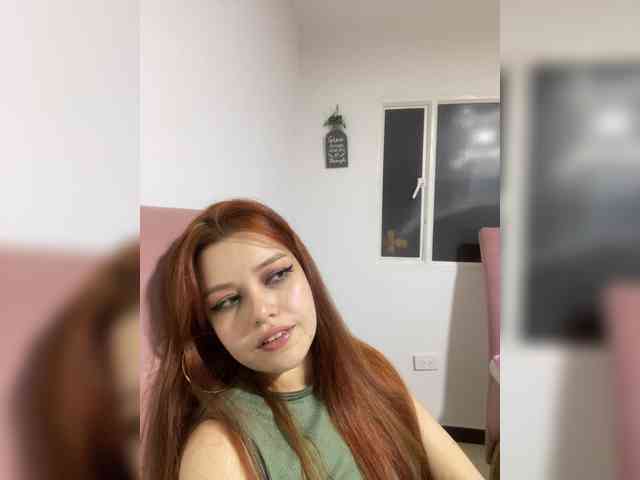 Pamela-Velvet webcam