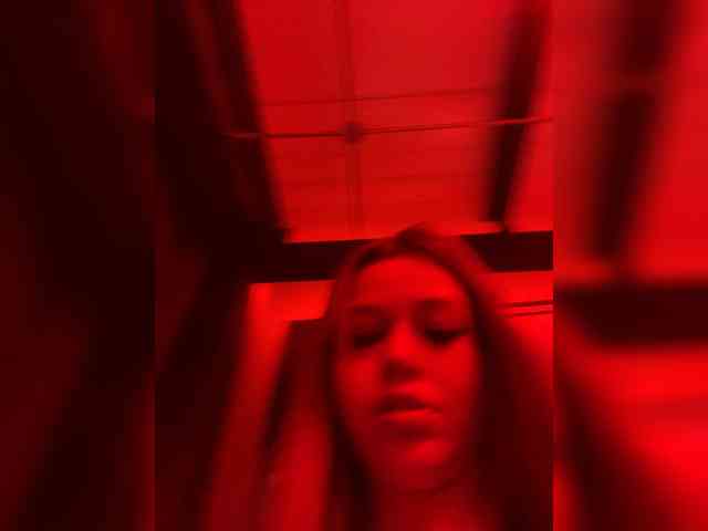Pamela-Velvet webcam