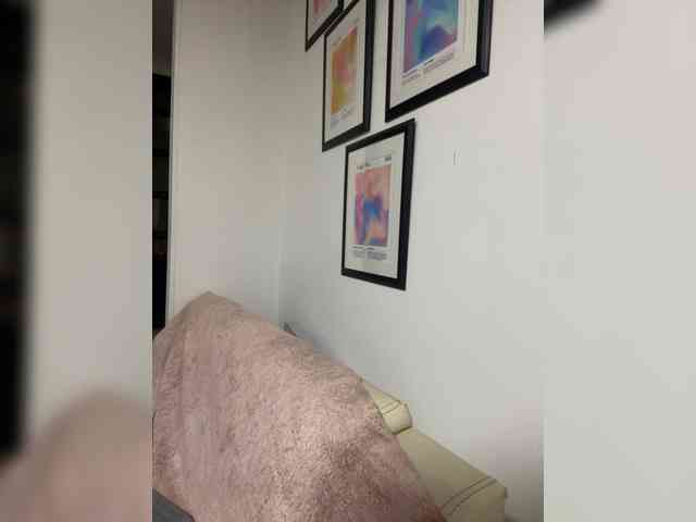 Pamela-Velvet webcam