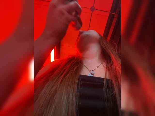 Pamela-Velvet webcam