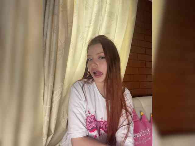 Pamela-Velvet webcam