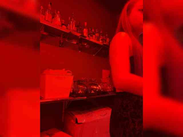 Pamela-Velvet