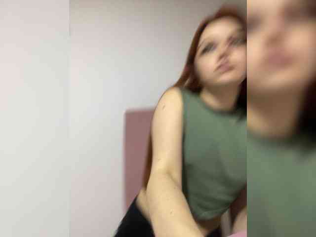Pamela-Velvet webcam