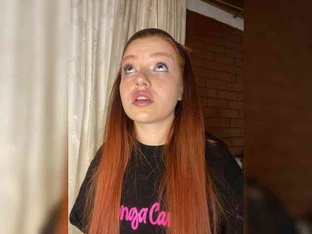 Pamela-Velvet webcam