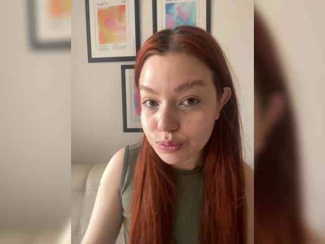 Pamela-Velvet webcam