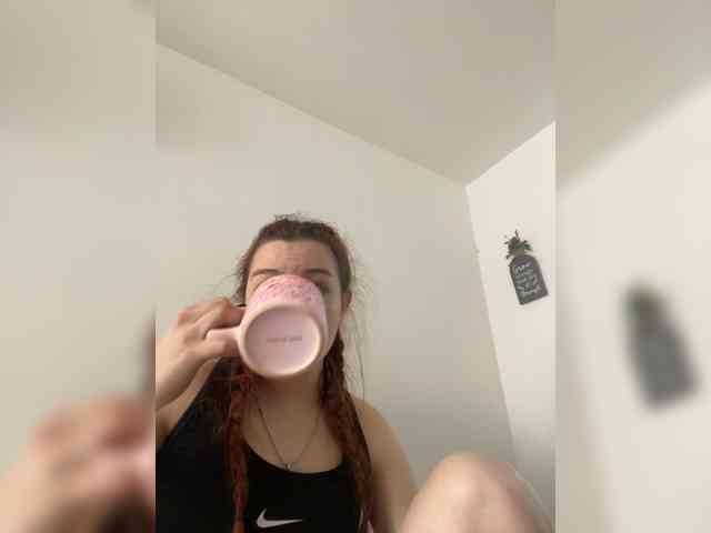Pamela-Velvet webcam