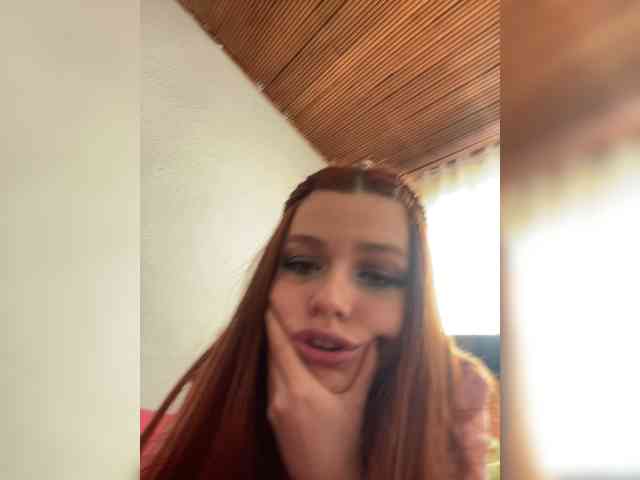 Pamela-Velvet webcam