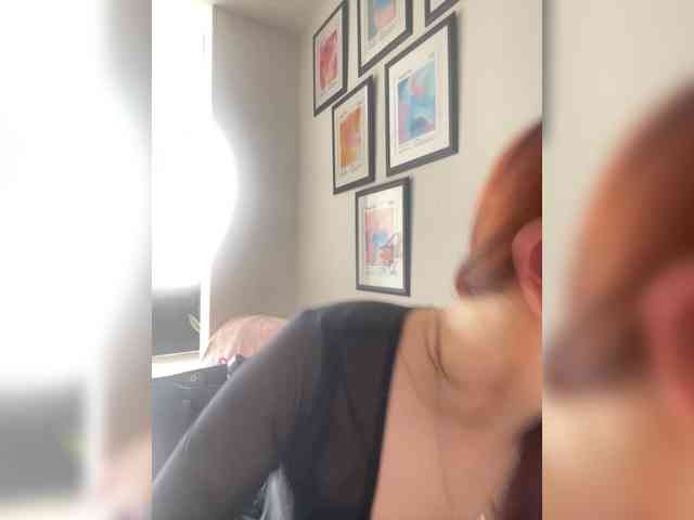 Pamela-Velvet webcam