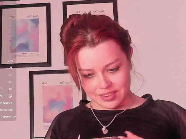 Pamela-Velvet webcam
