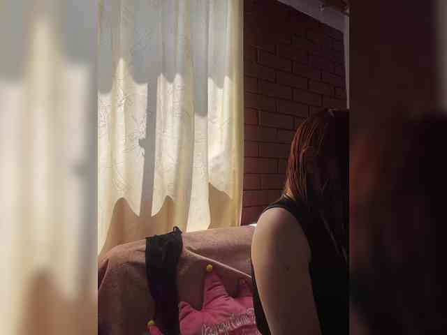 Pamela-Velvet webcam