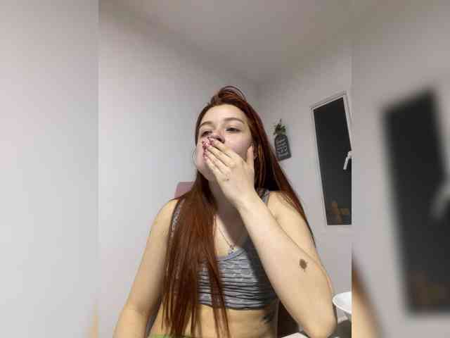 Pamela-Velvet webcam