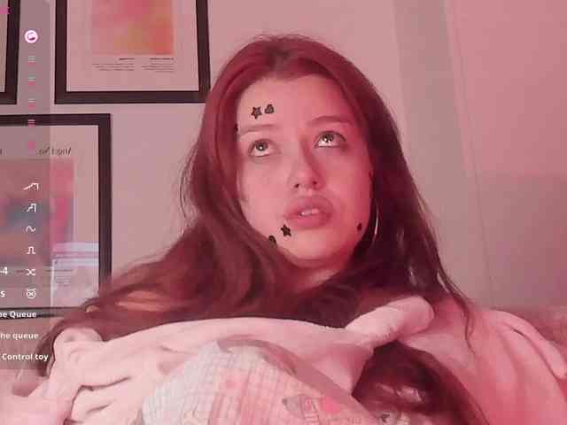 Pamela-Velvet webcam