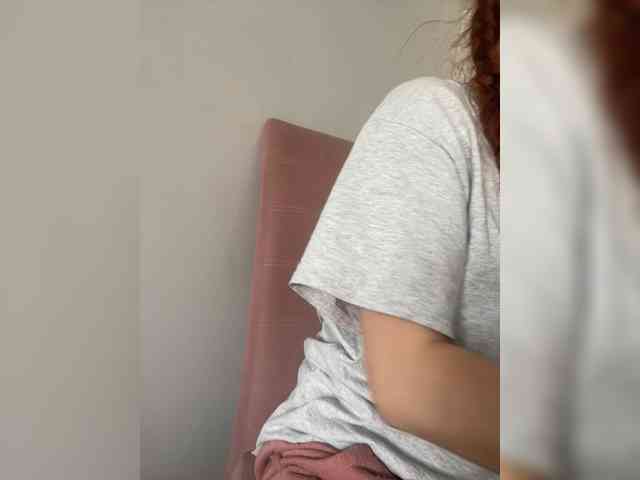 Pamela-Velvet webcam