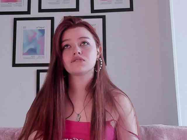 Pamela-Velvet Pamela-Velvet