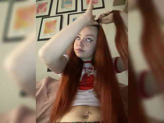 Pamela-Velvet webcam