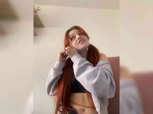 Pamela-Velvet webcam