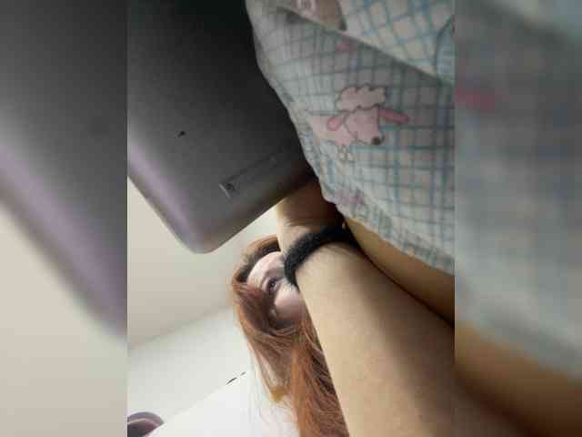 Pamela-Velvet webcam