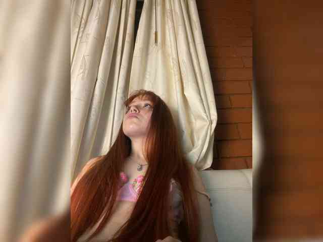 Pamela-Velvet webcam