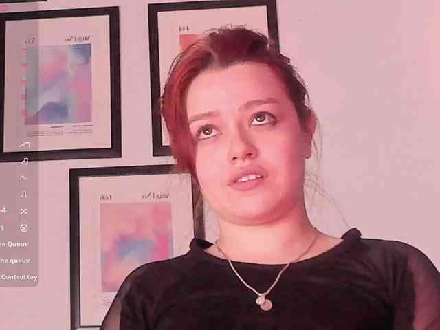 Pamela-Velvet Pamela-Velvet