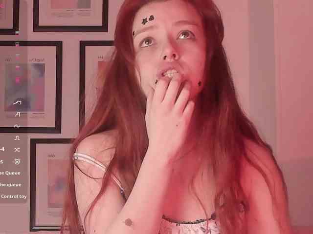 Pamela-Velvet webcam