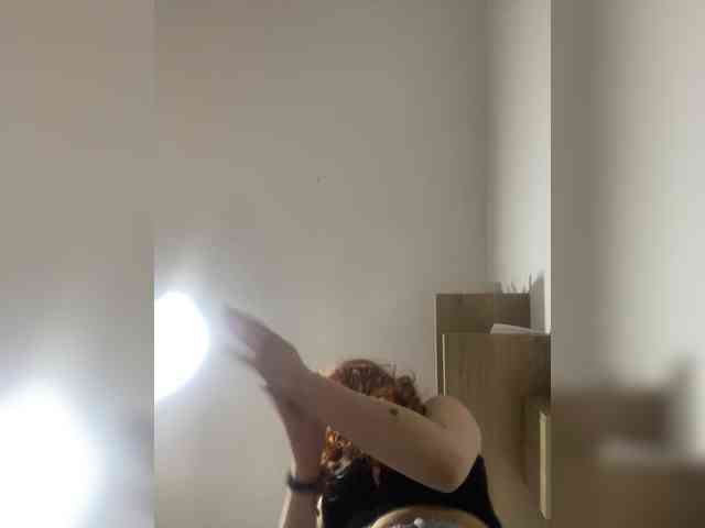 Pamela-Velvet webcam