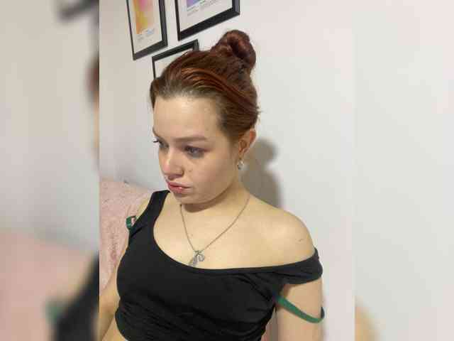 Pamela-Velvet webcam