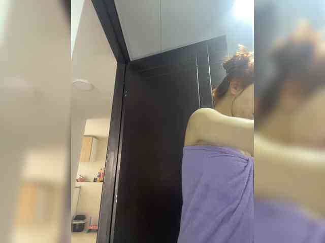 Pamela-Velvet webcam