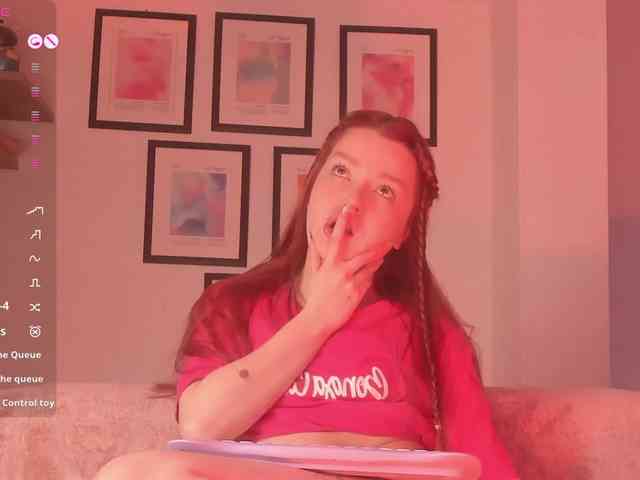 Pamela-Velvet webcam