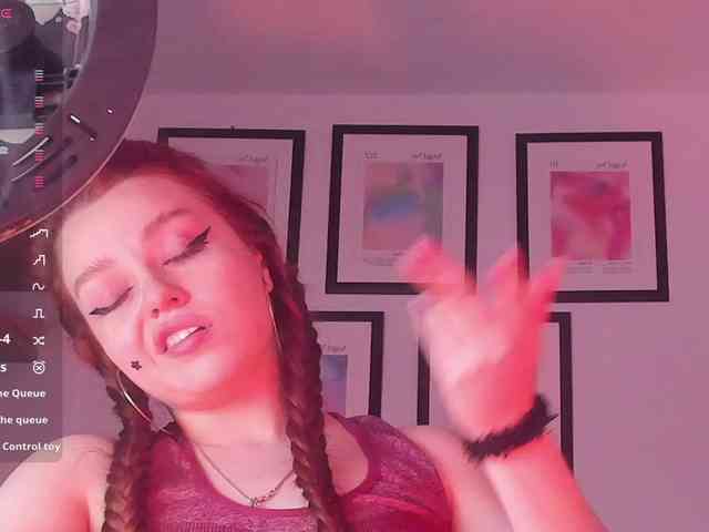 Pamela-Velvet webcam