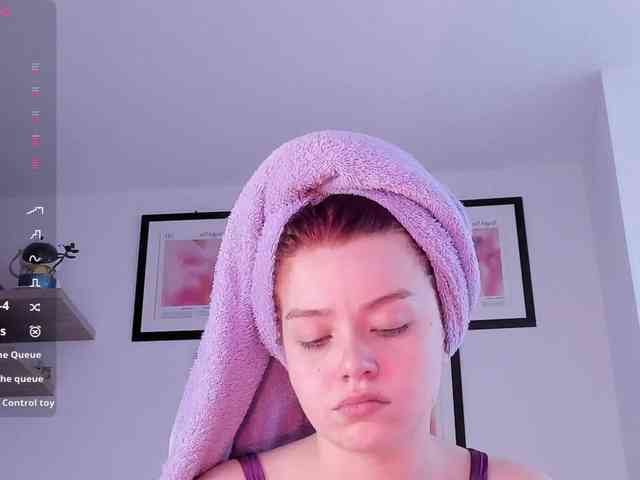 Pamela-Velvet webcam