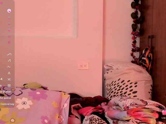Pamela-Velvet webcam