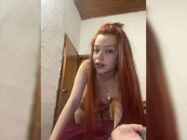 Pamela-Velvet webcam