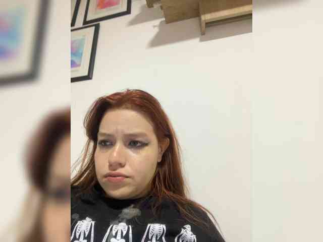 Pamela-Velvet webcam