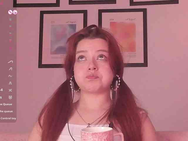 Pamela-Velvet webcam