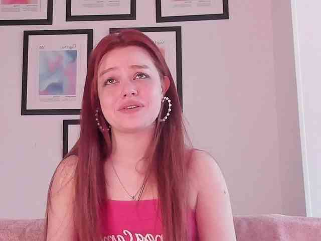 Pamela-Velvet webcam