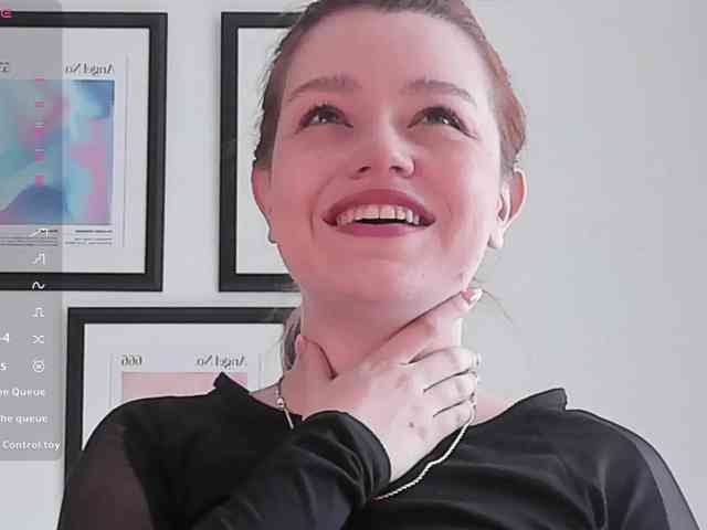 Pamela-Velvet webcam